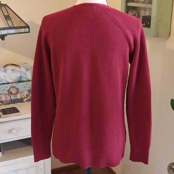 Athleta Hanover V-Neck  Red Ribbed Sweater. - Picture 6 of 10